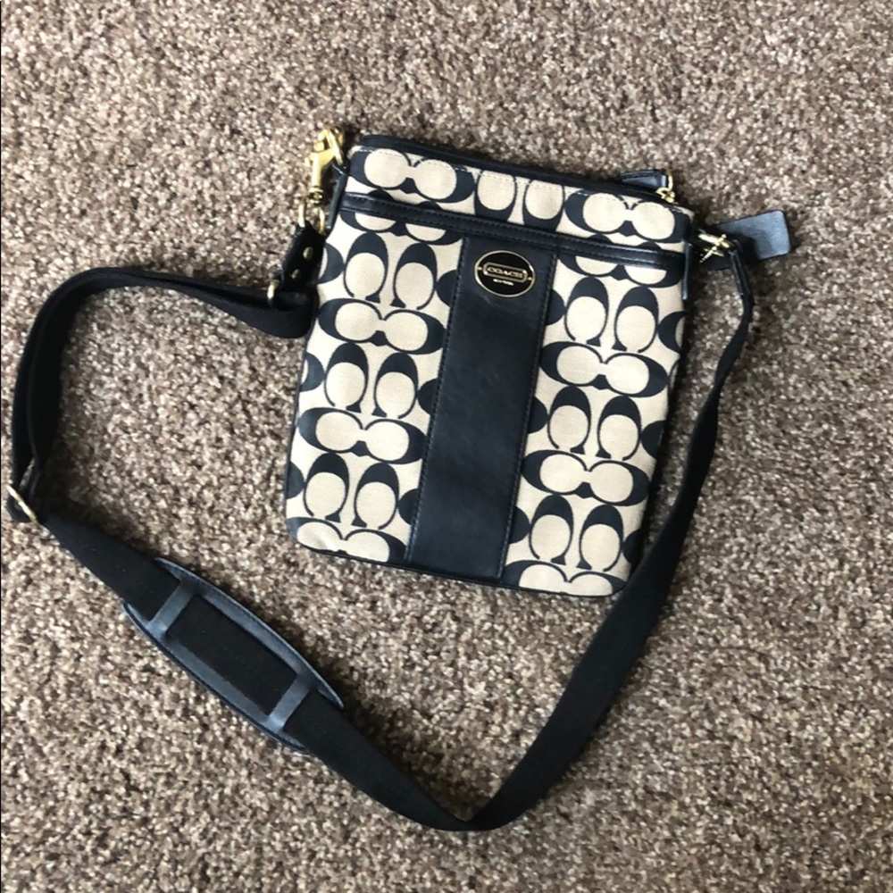 New condition coach crossbody bag